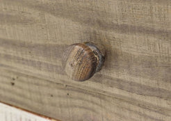 Julie Queen Bedroom Set